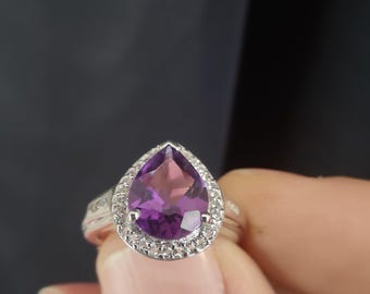 Amethyst & White Topaz Ring | Sterling Silver | Size 7 | 1.45 ct Amethyst, .32 ct Topaz