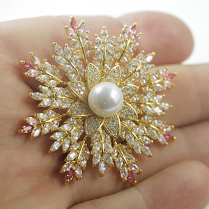 Vintage Large and Beautiful Art Deco Golden Star Brooch Pin Design with  Pink  and Clear Crystals and Pearl Fast shipping from USA!