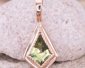 Colgante de zafiro verde, collar de oro rosa de 10 quilates con forma de diamante