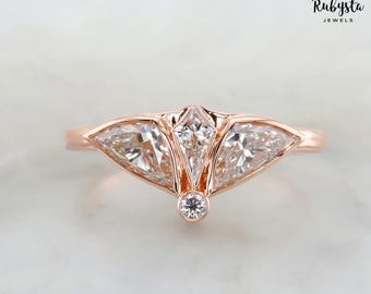 Anillo Art Déco de Diamantes en Forma de Abanico: Diamantes de Laboratorio Kite & Trillion, Oro de 14 K