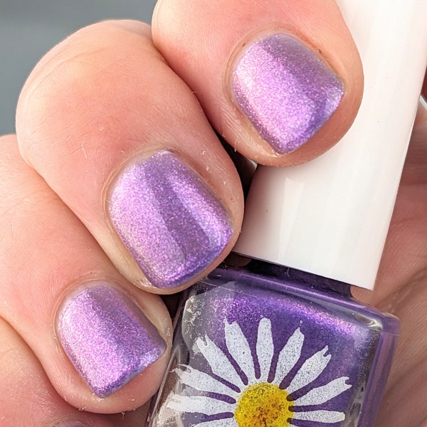 Zephyr, 6ml 21-free Indie Nail Polish, Purple Jelly with Purple to Pink Shimmer