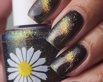 Verglas: Blue Magnetic Indie Nail Polish with Pink-Gold-Green Flakes (15ml)
