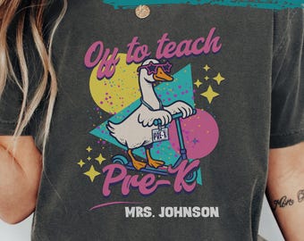 Camiseta personalizada para maestra de preescolar, camiseta de manga larga Comfort Colors para preescolar, regalo para maestra de Silly Goose (26368)