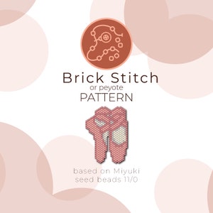 Può includere: Uno schema di scarpa da ballerina in perline rosa e bianche utilizzando il punto a mattoni o il punto peyote. Lo schema è basato su perline Miyuki da 11/0.