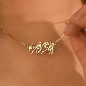 Personalized ASL necklace, Sign language necklace, Personalized Name Necklace in Sign Language, ASL name necklace, ASL Necklace,Gift for her