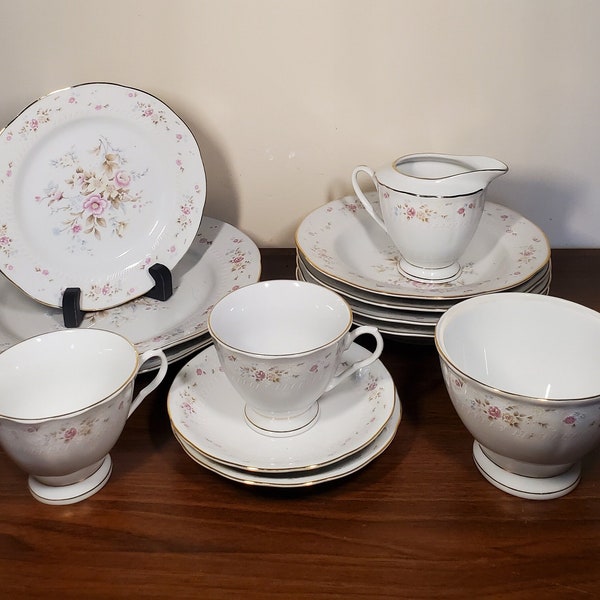 13PC Yong Sheng Porcelain Co. | Fine Bone China Floral Dinner Set | Dinner & Salad Plates, Bowls, Cups, Saucers, Creamer and Sugar Bowl