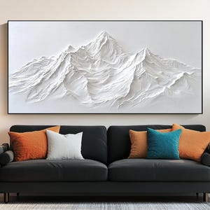 Dipinto di montagna bianca con texture 3D: grande opera d&#39;arte astratta su intonaco