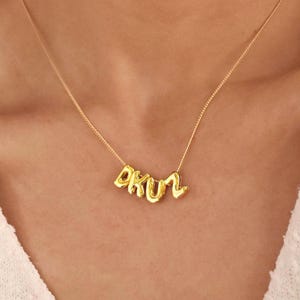 Collar con nombre personalizado, delicado collar con letra 3D, collar con inicial, joyería personalizada, regalo para ella, regalos de Navidad
