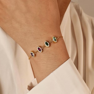 Personalized Family Birthstone Bracelet, Custom Birthstone Bracelet, Birthstone Jewelry, Birthday Gift, Mother Bracelets, Gift For Her Mom