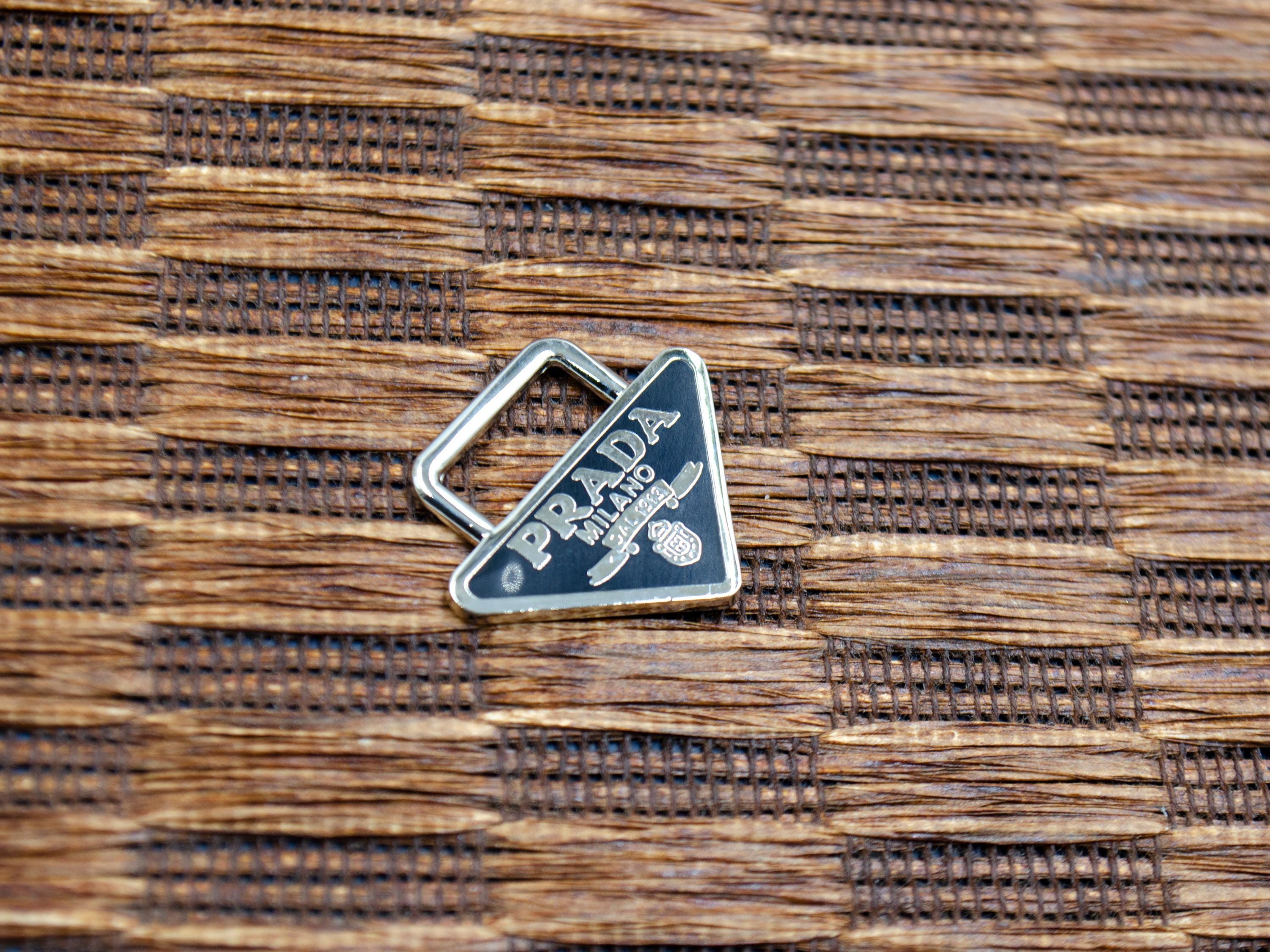 PRADA 15ss Archive Triangle Tag T-Shirts PRADA TRIANGLE BAG WITH CRYSTALS - Tenteva