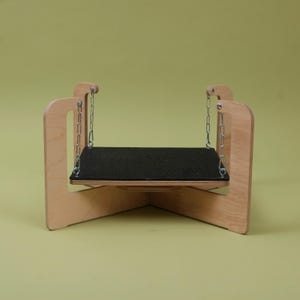 Platform for puppy / Dog training / Dog socialization / Dog accessories / Target
