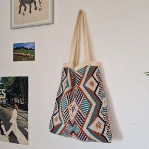 Gestrickte Tote bag ästhetischer Jutebeutel Kunst, südamerikanischer Style