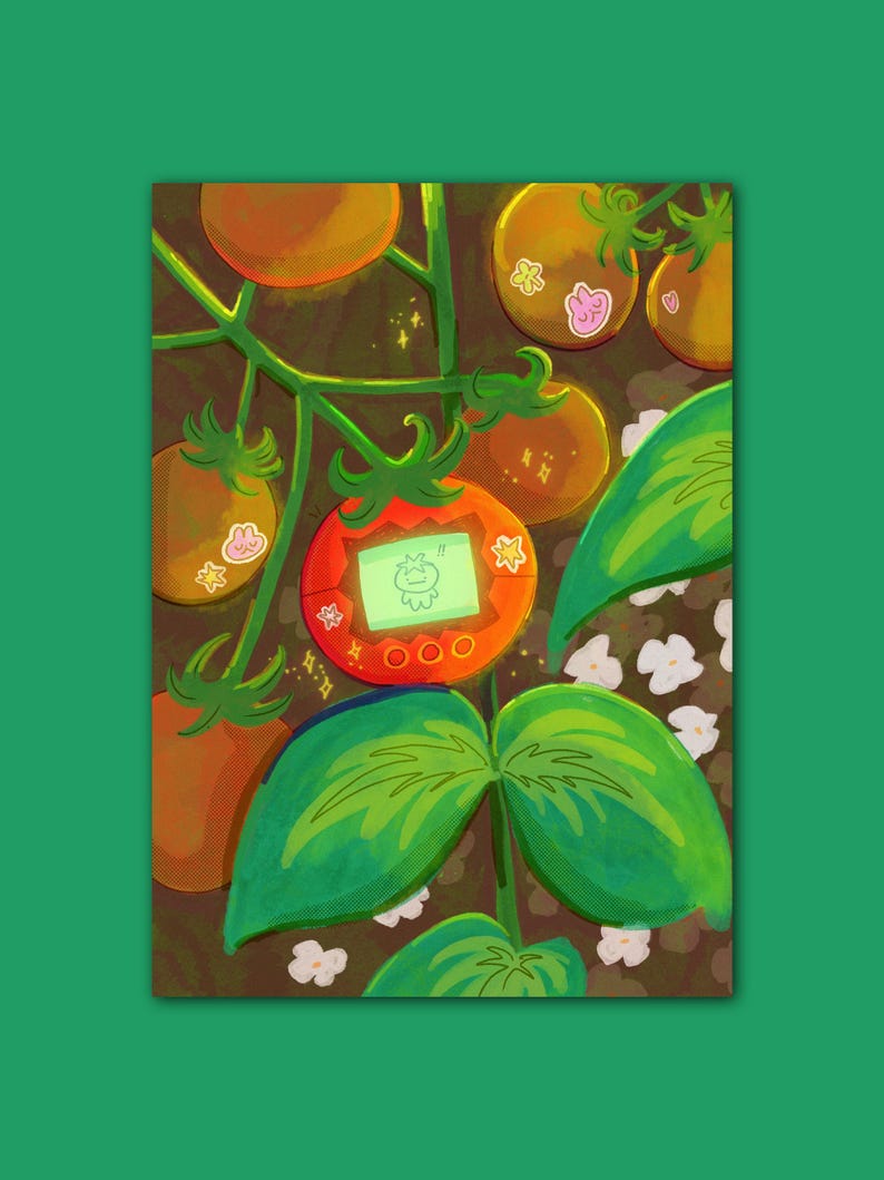 Pu&ograve; includere: Illustrazione di una pianta di pomodoro con pomodori arancioni e grandi foglie verdi. Un pomodoro ha uno schermo per animali domestici digitale con un display verde. L'immagine ha uno stile stravagante e cartoonesco con un bordo verde.