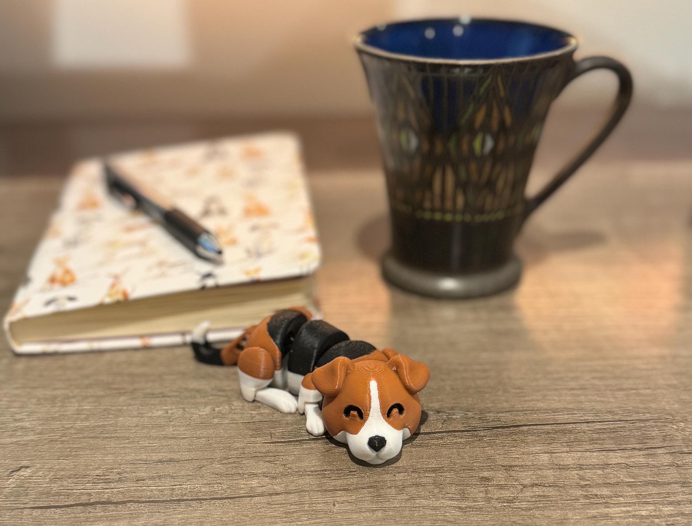Beagle Buddy: Perro inquieto, mascota de escritorio, regalo adorable para amantes de los perros, táctil, relajante, duradero, adorable y conmovedor.