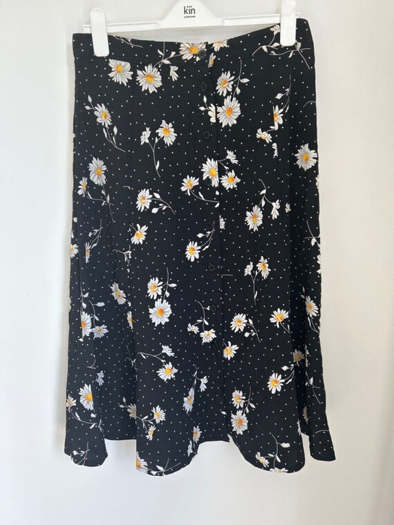 Floaty Full Skirt Black Daisy Bohemian Size 14 But