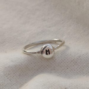 Custom ring met initialen