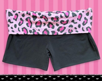 2000s Foldover Mini Shorts- Lowrise Shorts in Pink Leopard Print
