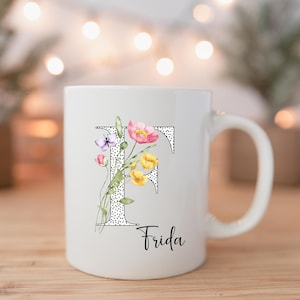 Personalisierte Tasse mit Buchstabe und Name, Tasse Geschenk, Freundin Kaffeetasse Kollegin, Mama Geburtstagsgeschenk, Geschenk Muttertag