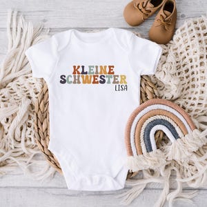 Kleine Schwester Body, Body personalisiert, Schwangerschaft verkünden, personalisiert mit Namen,  Geschenk zur Geburt, Babyankündigung