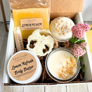 Spa Gift Set, Organic Body Care Set, Organic Bath Set, Thinking of you Gift, Thank you Gift, Candle Gift Basket, Self Care, Gifts for Her
