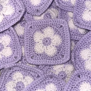 Daisy Granny Square Crochet Pattern For Beginners