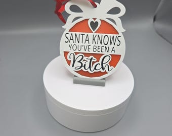 Fiocco di neve che impreca / Babbo Natale lo sa / Regalo scherzoso