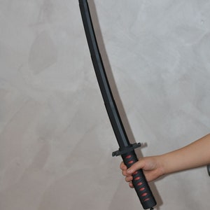 Ichigo - Bleach Katana - Zangetshu Bankai form - Collapsing blade