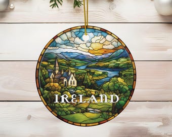 Adorno de vidrieras sintéticas de Irlanda, decoración navideña de viaje, regalo navideño personalizado, recuerdos de vacaciones, recuerdo navideño de Irlanda