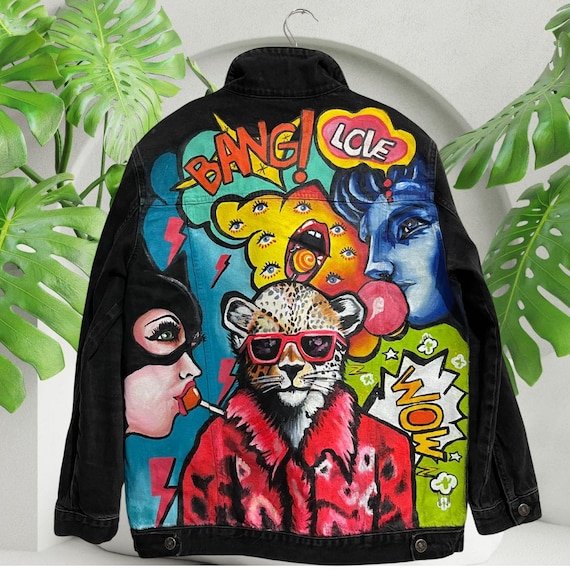 Giacca in denim Pop Art dipinta a mano: design personalizzato