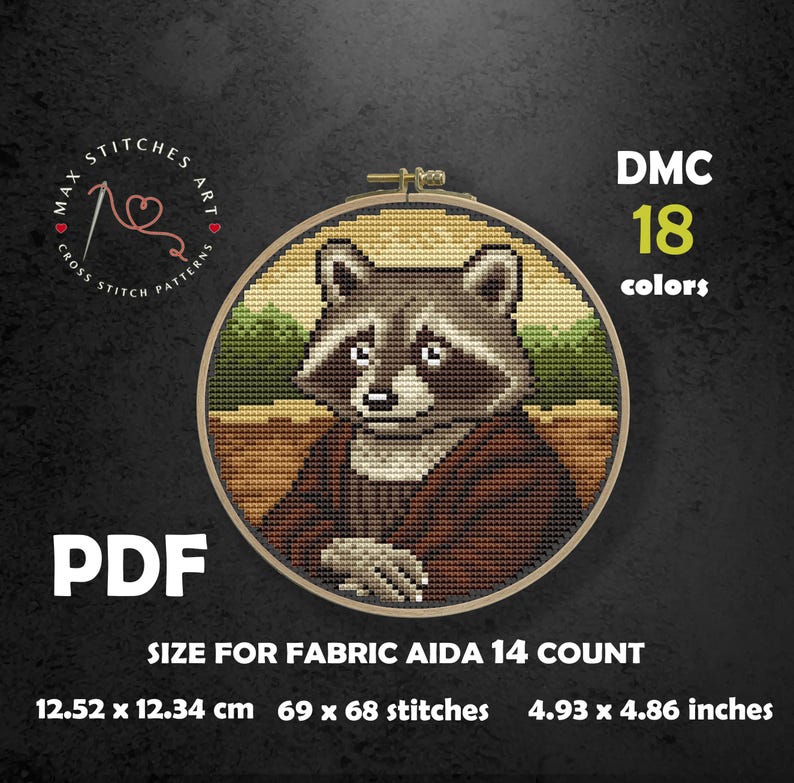 Pode incluir: Um padr&atilde;o de ponto cruz com um guaxinim num bastidor de madeira. O design inclui 18 cores DMC e &eacute; dimensionado para tecido Aida de 14 contagens. A pe&ccedil;a acabada mede aproximadamente 12,52 x 12,34 cm. O padr&atilde;o PDF &eacute; da Max Stitches Art.