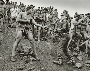 Sebastiao Salgado - Dispute Among the Workers, Brazil