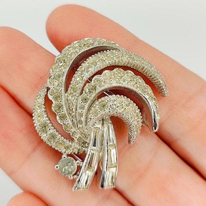 Jomaz Brooch - Etsy