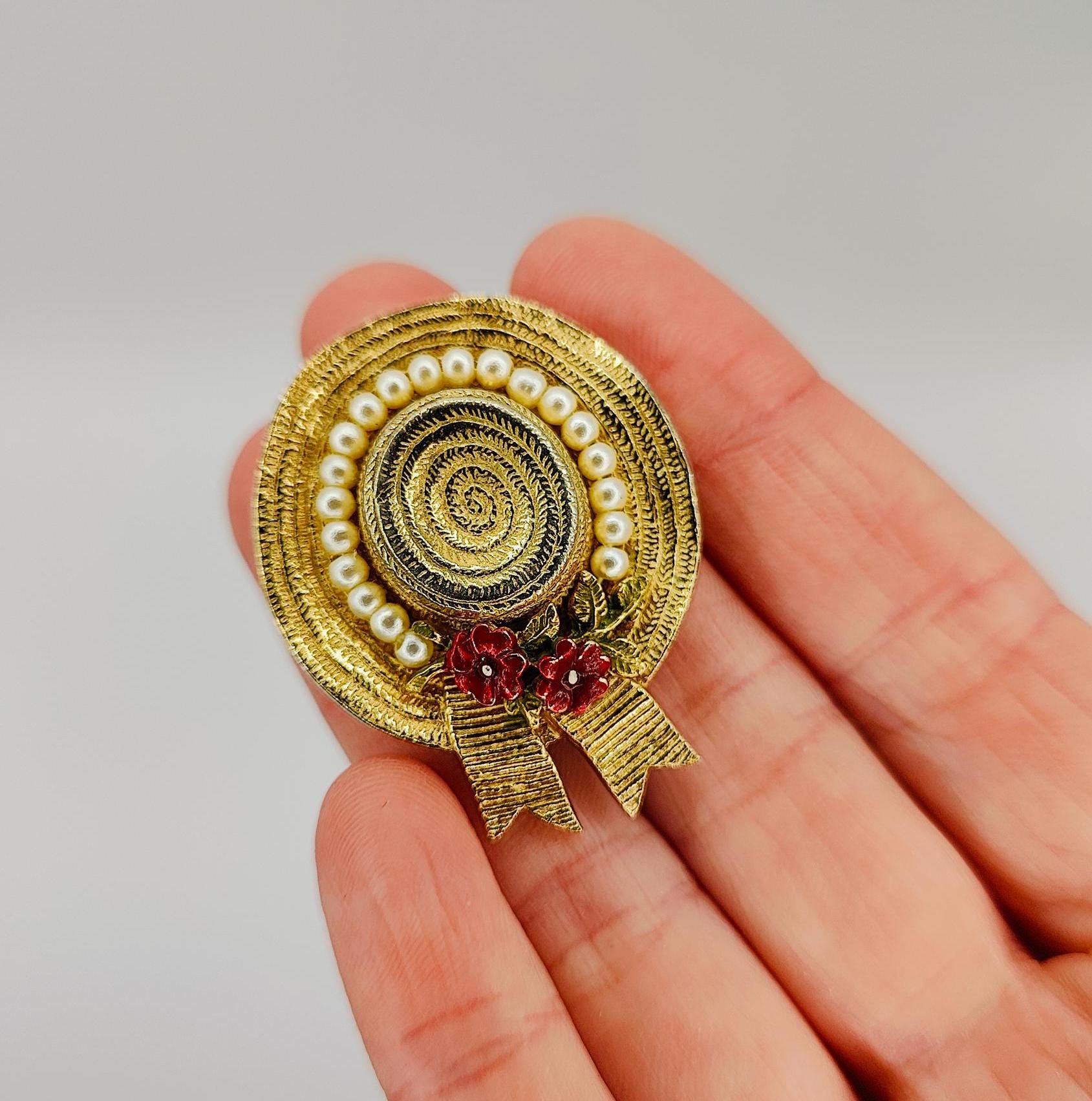 Ciner Brooch - Etsy Ciner Brooch - Etsy