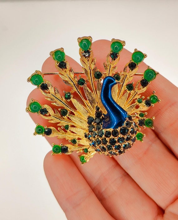 Boucher peacock brooch discount