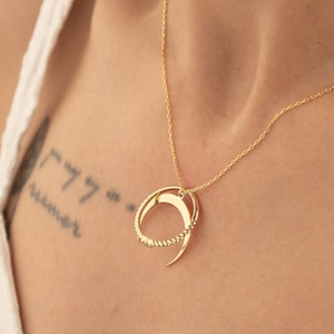 Ring Keeper Necklace | Geometric Ring Holder | Silver Ring Holder Necklace | Pregnant Ring Holder | Loss Of Mother Gift | Chef & Doctor Gift