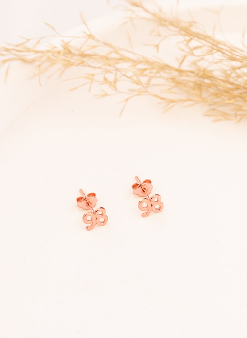 lucky number sport number gift numbers gift number jewelery number earring number earrings birth date earring college earrings jersey number football team stud Custom Number tiny earrings dainty earrings