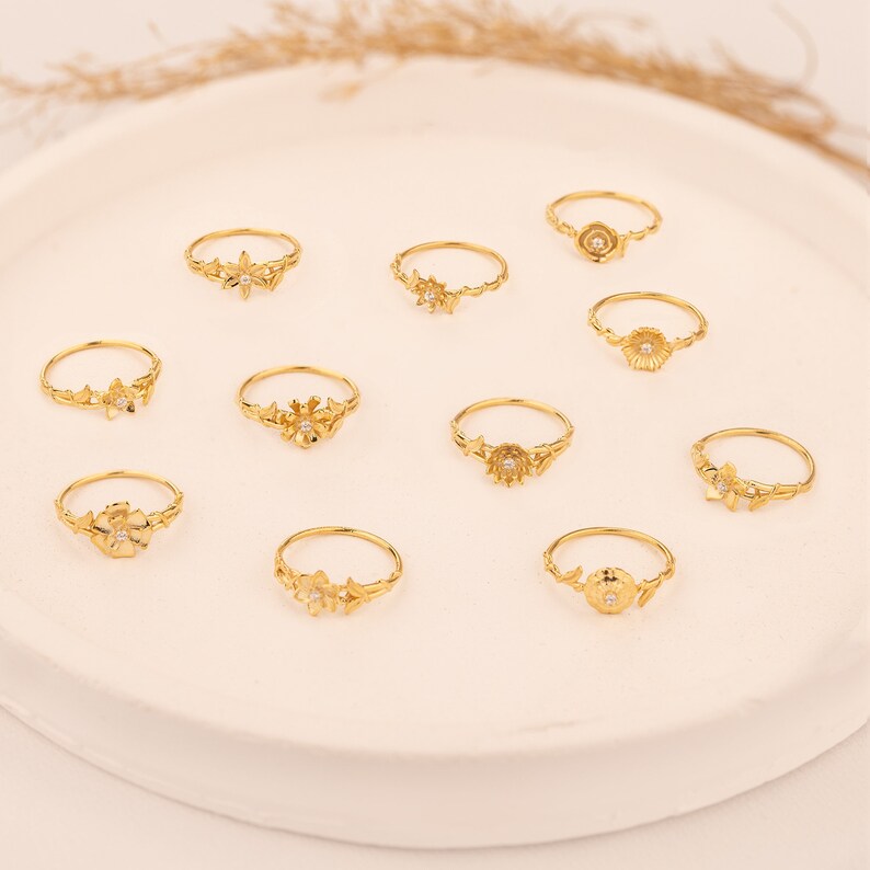 flower ring mother ring gold filled ring dainty ring birth flower ring minimalist ring birth flower birth flower jewelry birthstone ring solitaire ring trendy rings birthflower rings meaningful ring