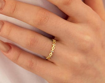 Sterling Silver Rhombus Diamond Ring: 14K Gold Pave Ring