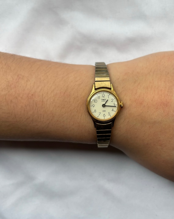 Vintage Timex Quartz Women’s Watch - image 1