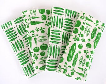 Cloth Napkins - Set of 4 - Green Off White, Vegetable Garden Carrots Peas Corn Beets Tomatoes, Dinner Table Napkins, Reusable 100% Cotton