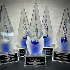 Arrow Shape Clear Blue Art Glass Award, Personalized Artistic Glass Award with Custom Engraved Plate, Engraved Corporate Award, Small Desk
