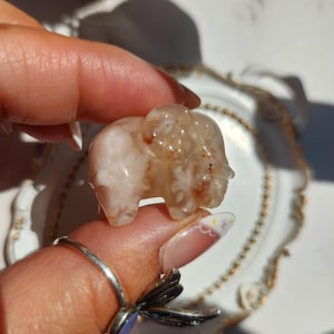 Gorgeous hand carved mini flower agate elephant, self standing, natural flower agate 12B
