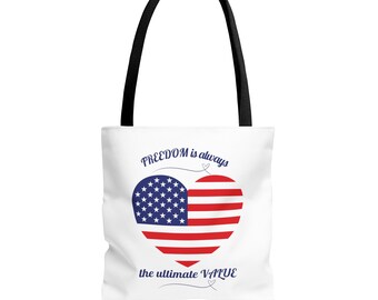 Tote Bag (AOP)La libertà è sempre il valore supremo/bandiera americana.