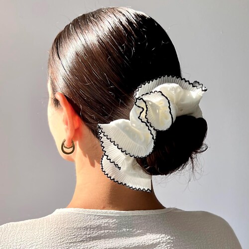 White Eyelet Ruffle Scrunchie, Pleated Chiffon Lace Trim  display picture 3