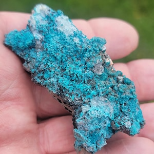 Botryoidal Chrysocolla on Quartz, Tentadora mine, Peru