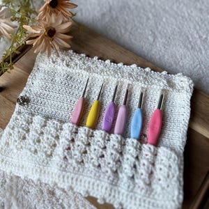 Hook Case Crochet Pattern - English & Dutch PDF Download for DIY Hook Organizer