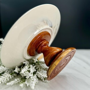 Stunning Marble Ceramic Cake Stand Cake plate Wooden pedestal Beautiful Wedding Gift Dessert Tray Display Stand Serving Dish Home Decor