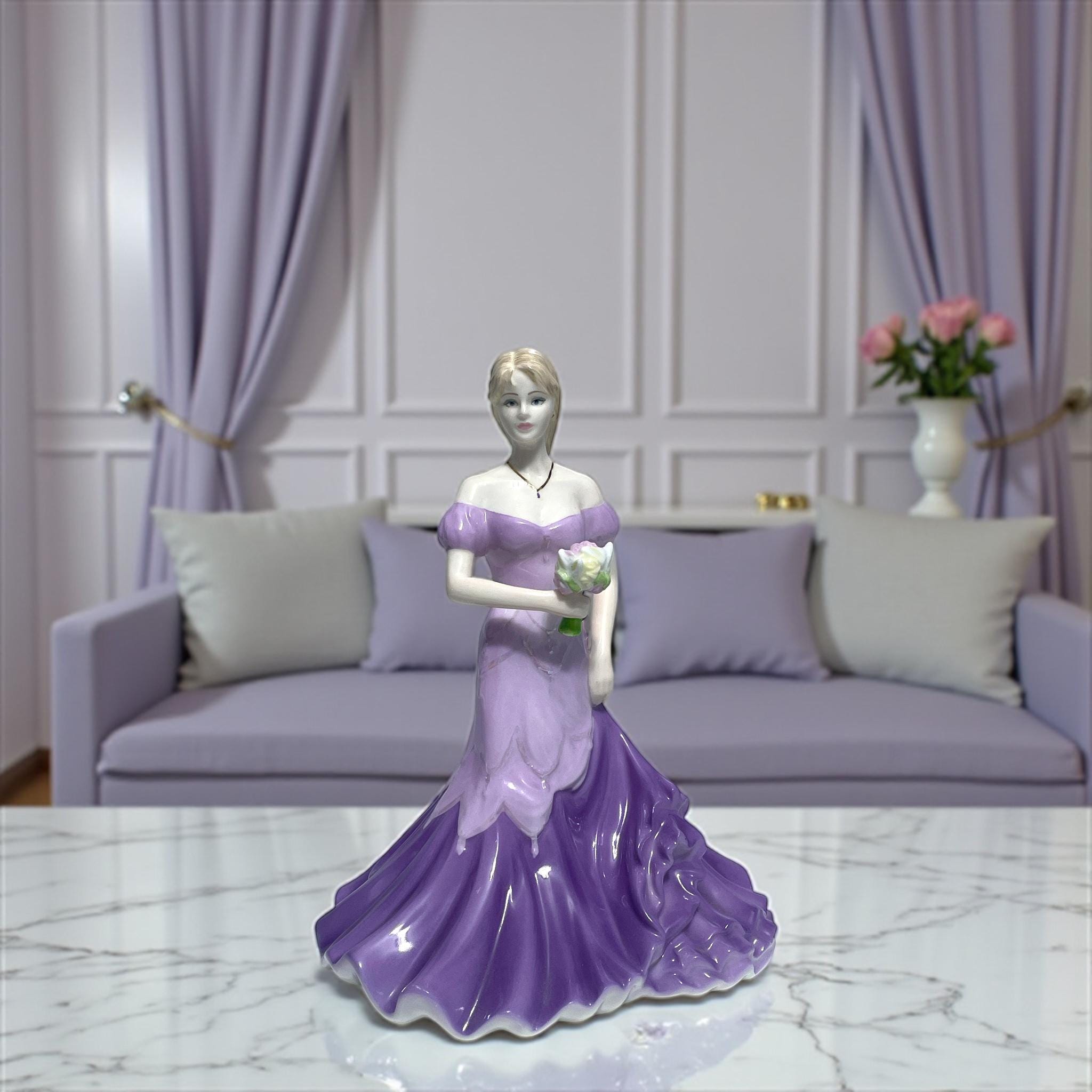 COALPORT　紫と白の女性像 置物 Coalport Lady Figure - Etsy UK