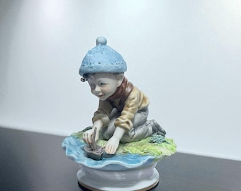Capodimonte Porcelain Sandro Maggioni Old Lady on Bench With Dogs