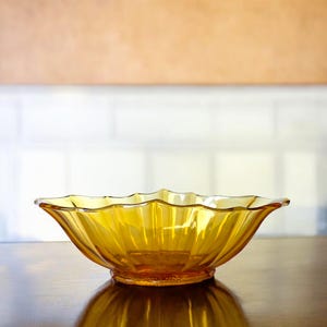 Vintage Amber Pressed Glass Oval Boat-Shaped Display Bowl – Art Deco Style | Candy | Fruit | Dessert | Salad | Orange Glass